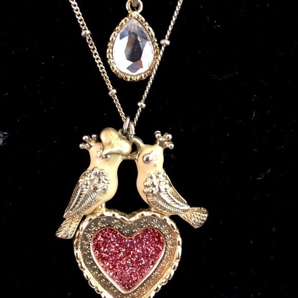 GORGEOUS BETSY JOHNSON GOLD TONE BIRD NECKLACE - Picture 7 of 10